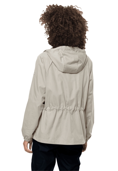 Jack Vlčia Koža Horúca Zaprášená Sivá Výletná Bunda Pri Jazere š