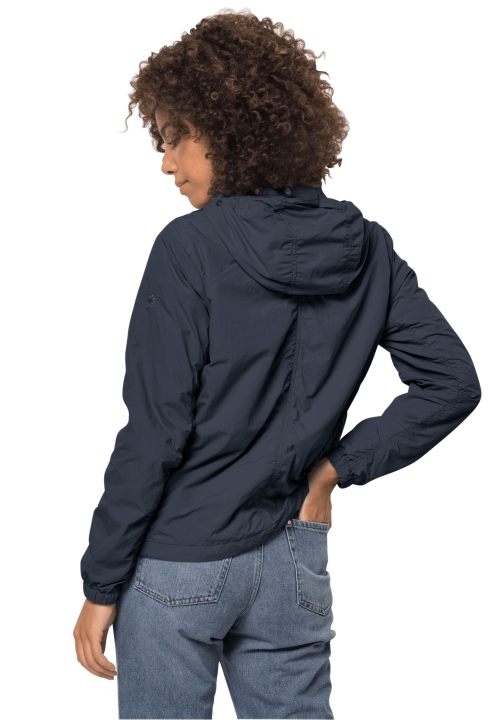 Nočná Modrá ľahká Bunda Značky Jack Wolfskin